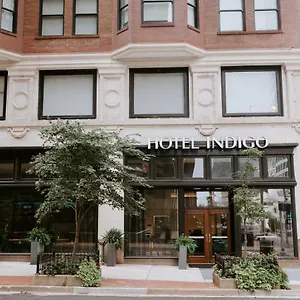 https://hotel-indigo-st-louis-downtown.saint-louishotels.com