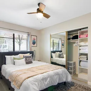 Modern 2br Getaway 15mn Phx. Intl Airport , Phoenix United States