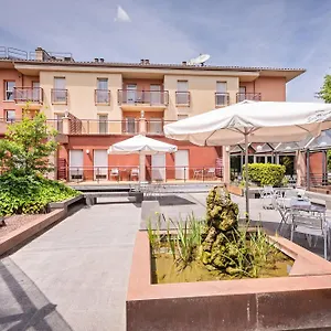 La Perla D'olot Olot