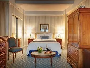 Hotel Elysee By Library Hotel Collection New York