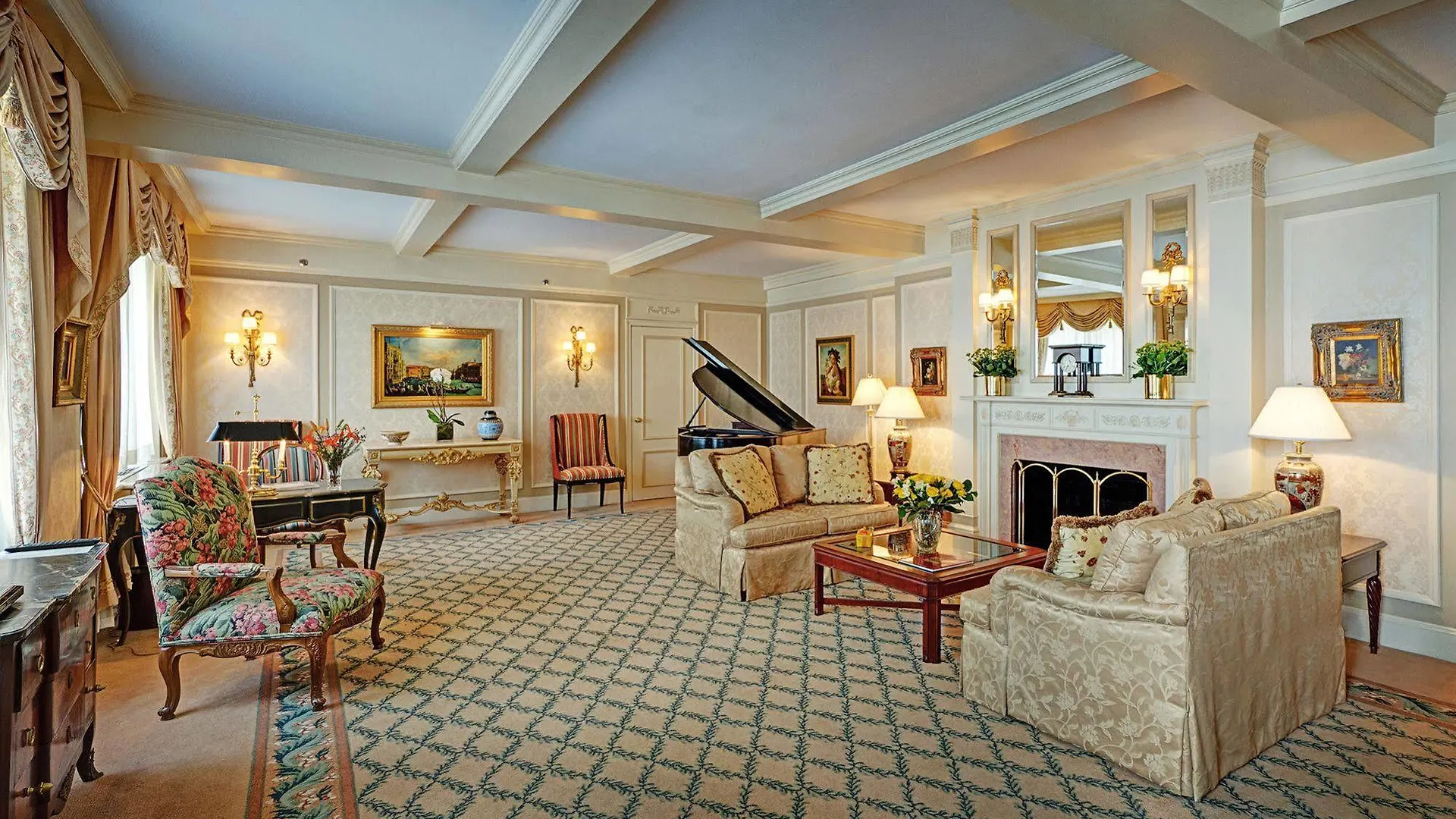 Hotel Elysee By Library Hotel Collection New York USA