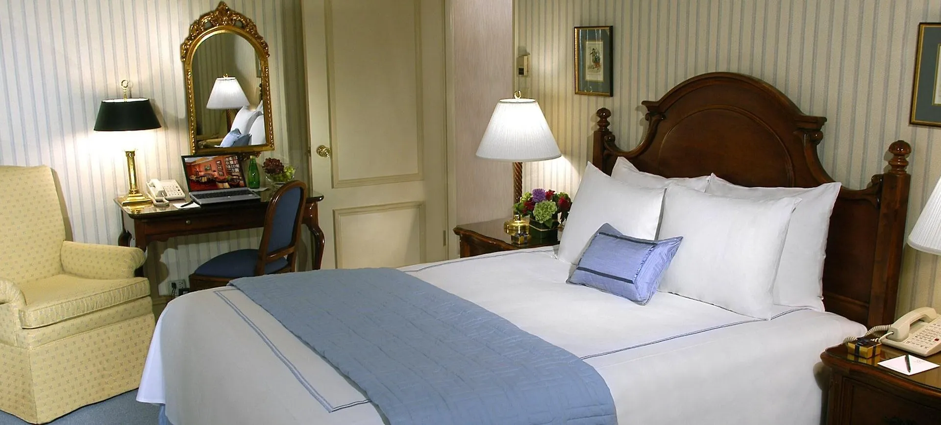 Hotel Elysee By Library Hotel Collection New York